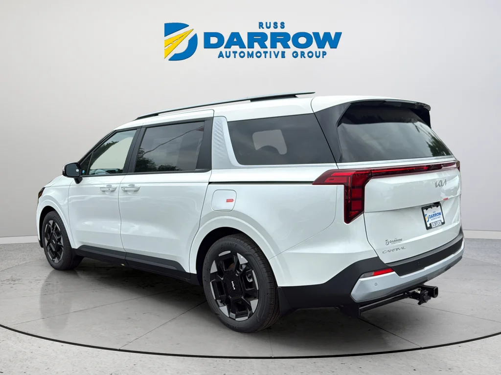 New 2026 Snow White Pearl Kia EX image 3