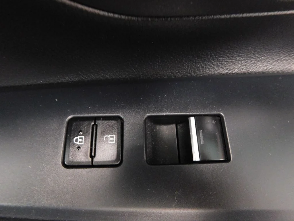 Used 2024 Cream Toyota XLE image 58