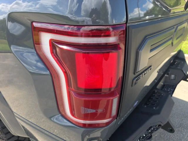 Used 2020  Ford Raptor image 35