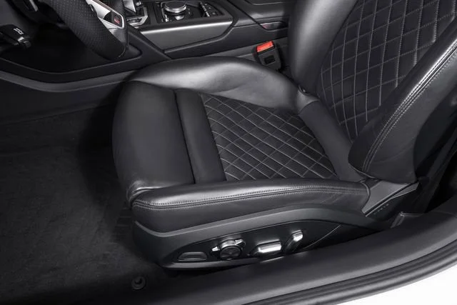Used 2023 Ibis White/Black Roof Audi V10 performance image 17
