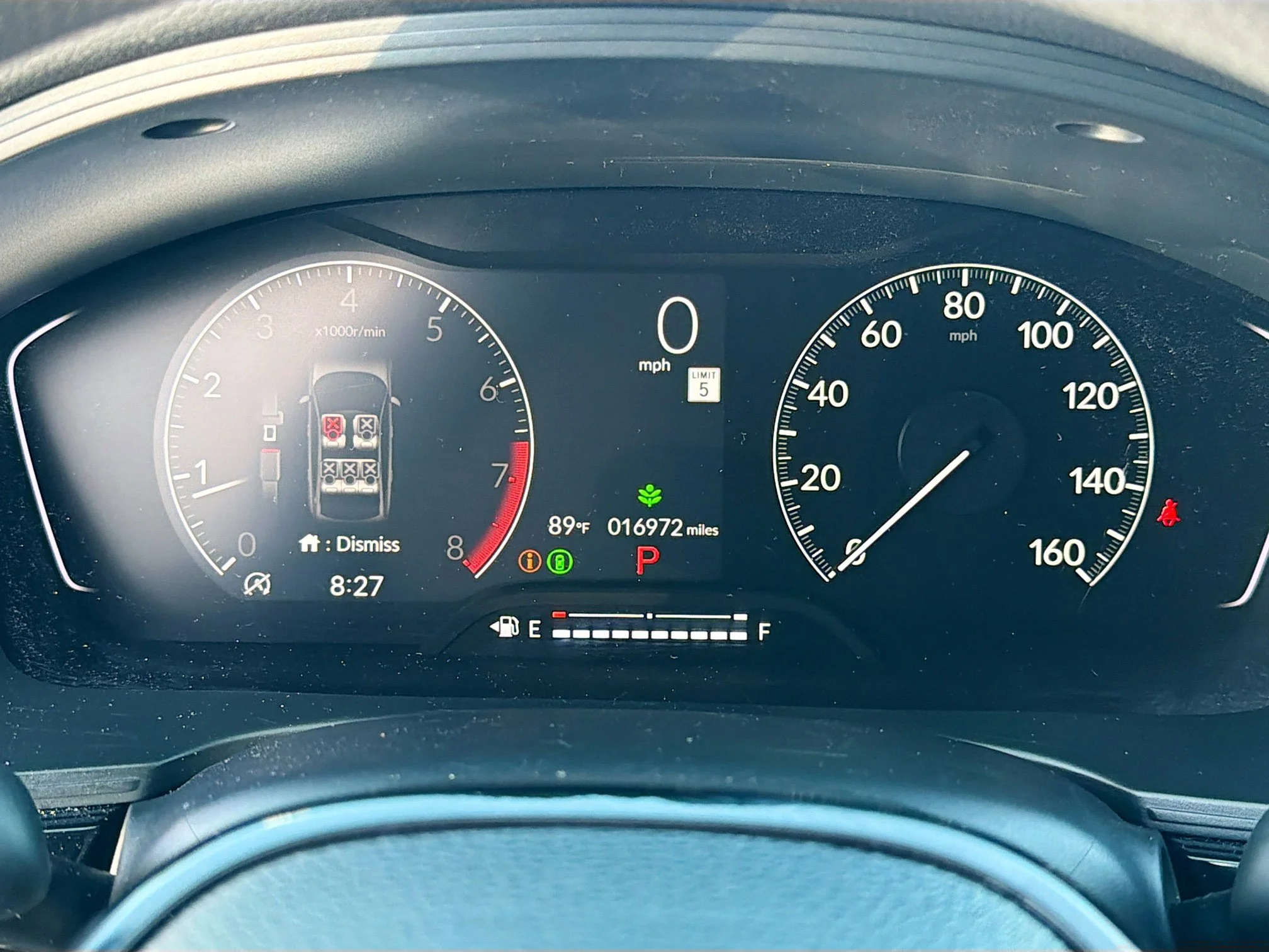 Used 2025 Meteorite Gray Metallic Honda LX image 36