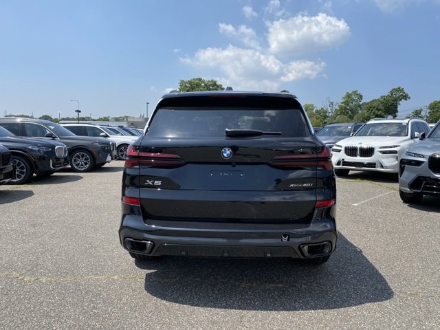 Certified Used 2026 Black Sapphire Metallic BMW xDrive40i image 3