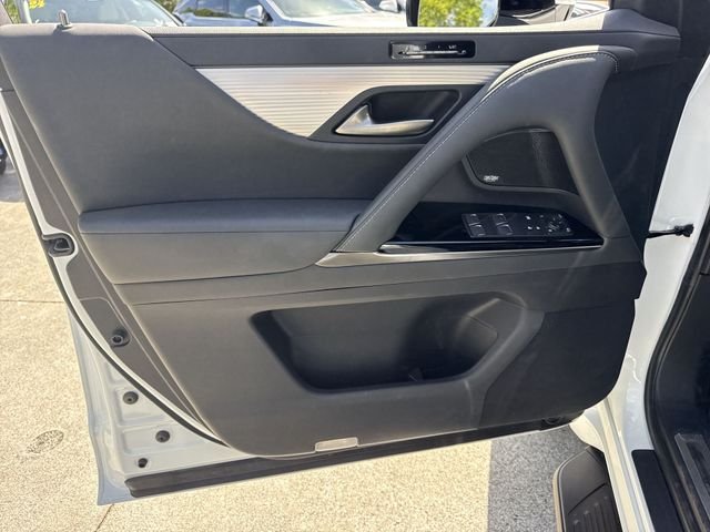 Certified Used 2024 White Lexus 600 F SPORT image 13