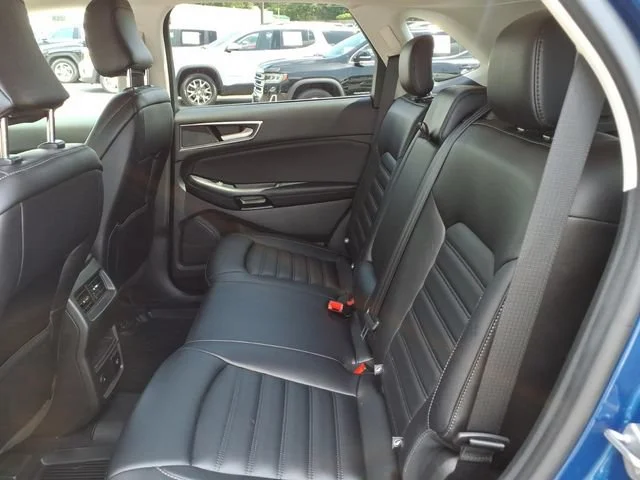2023 Ford Edge SEL - Photo 13