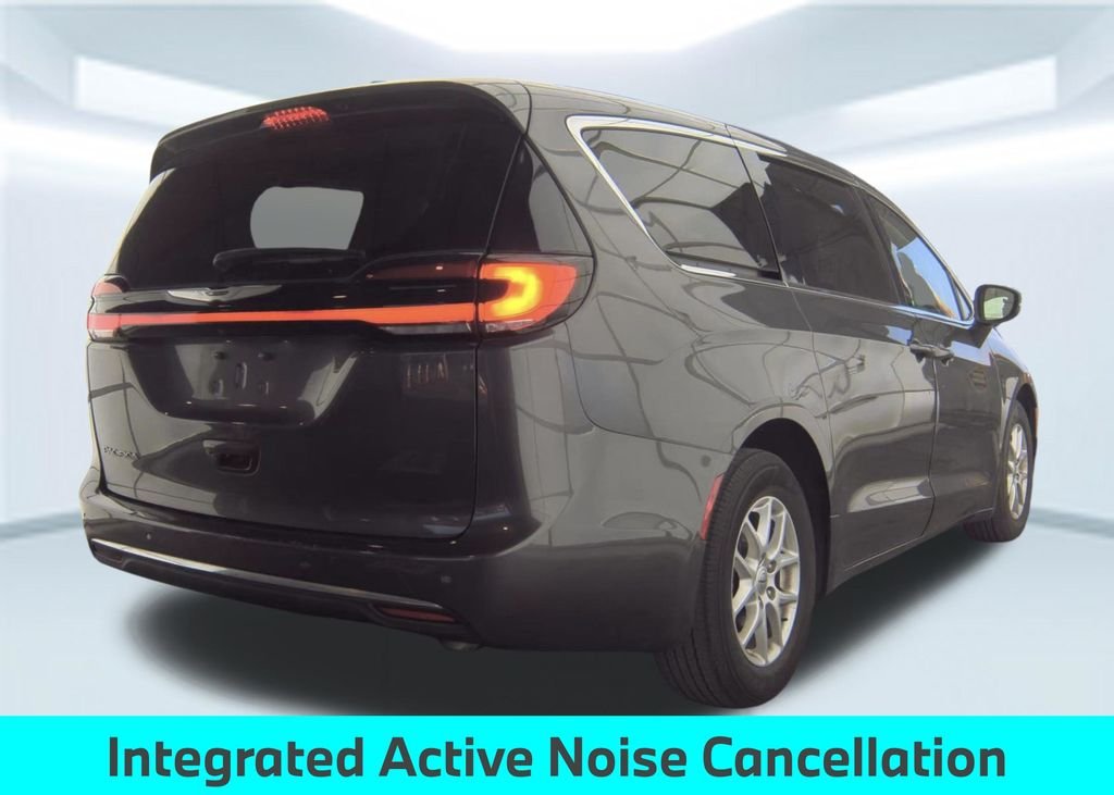 Used 2023 Gray Chrysler Touring L image 2