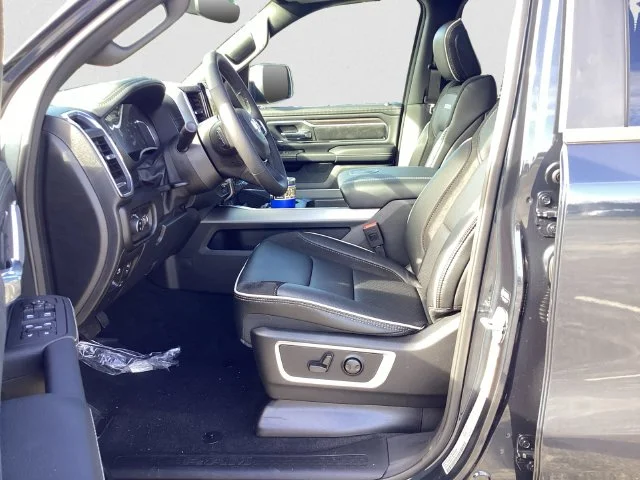 New 2027 Blue Ram LARAMIE CREW CAB 4X4 5