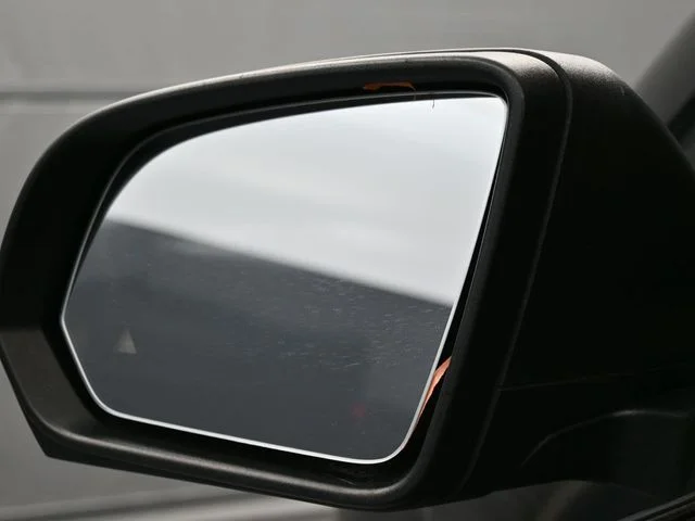 Used 2020 Black Mercedes-Benz Passenger image 5