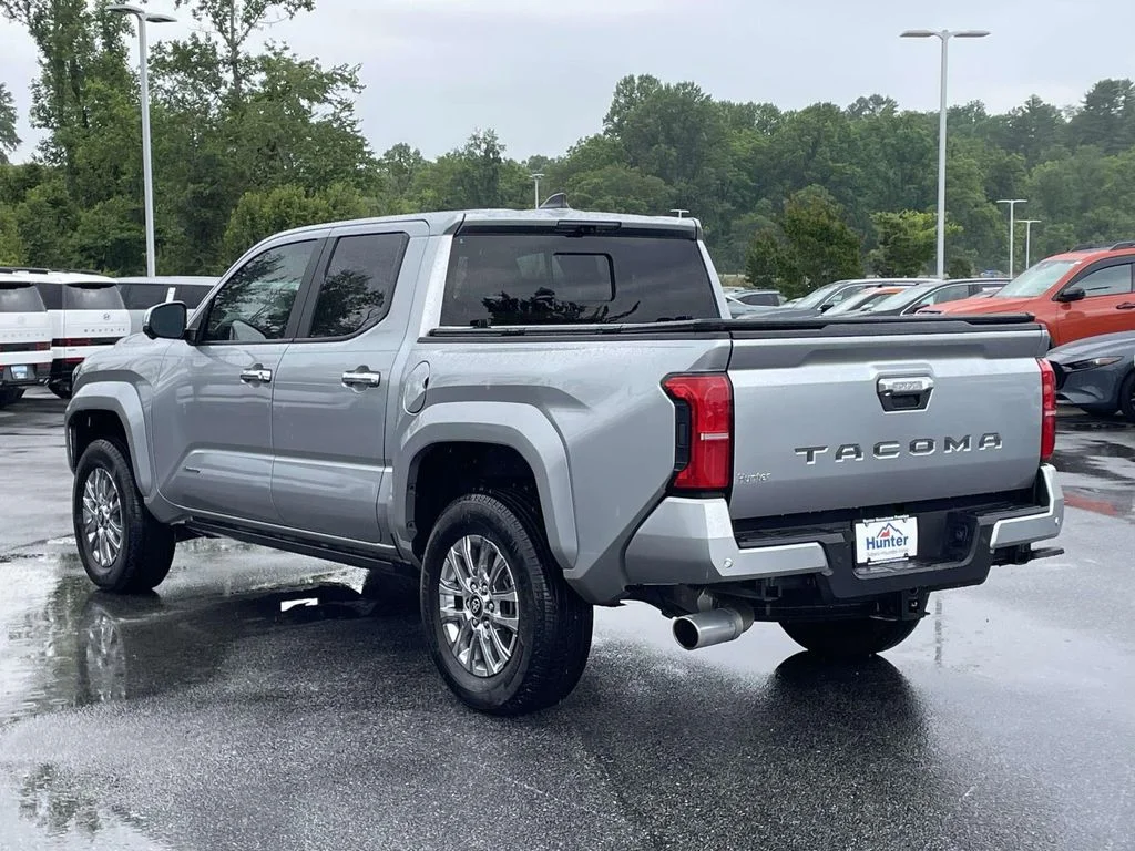 2024 Toyota Tacoma Limited - Photo 27