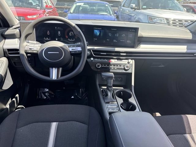 2025 Hyundai Sonata SE - Photo 13