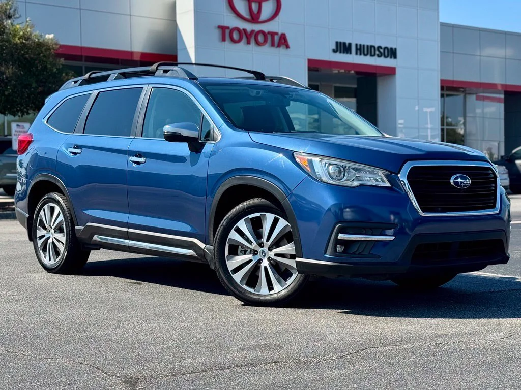 Used 2022 Blue Subaru Touring image 2