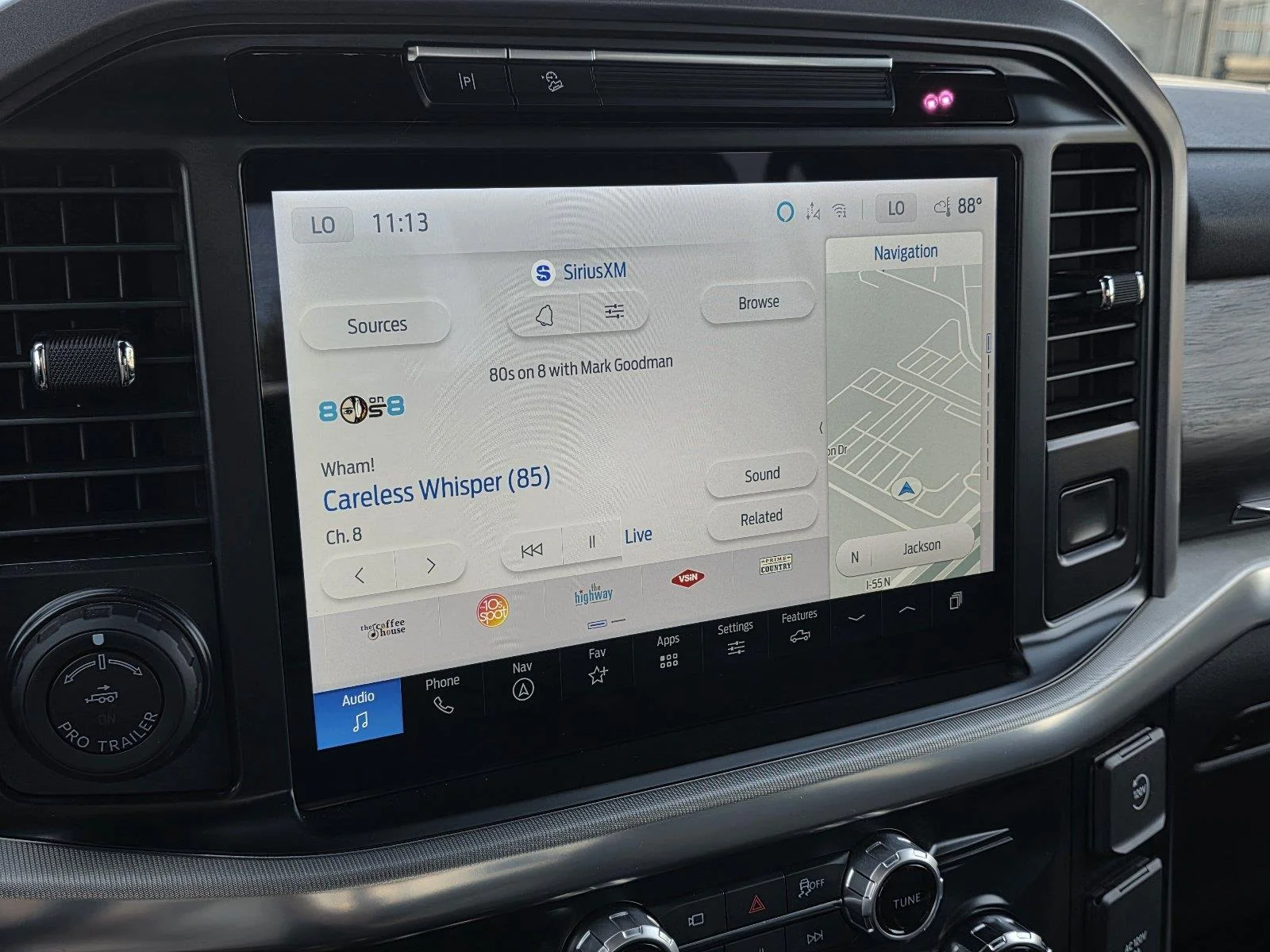 Used 2025 Carbonized Gray Ford LARIAT image 15