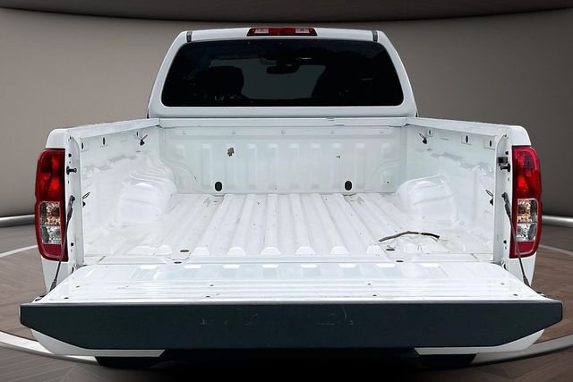 Used 2021 White Nissan S image 16