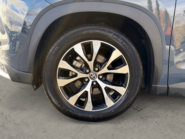 Used 2024 White Toyota MAX Limited image 9