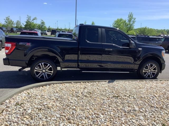 Used 2022 Black Metallic Ford XL image 6