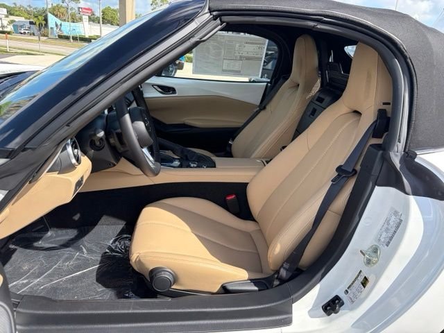 New 2026 Snowflake White Pearl Mazda Grand Touring image 8