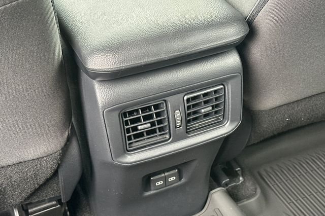 Certified Used 2025  Toyota XLE image 16