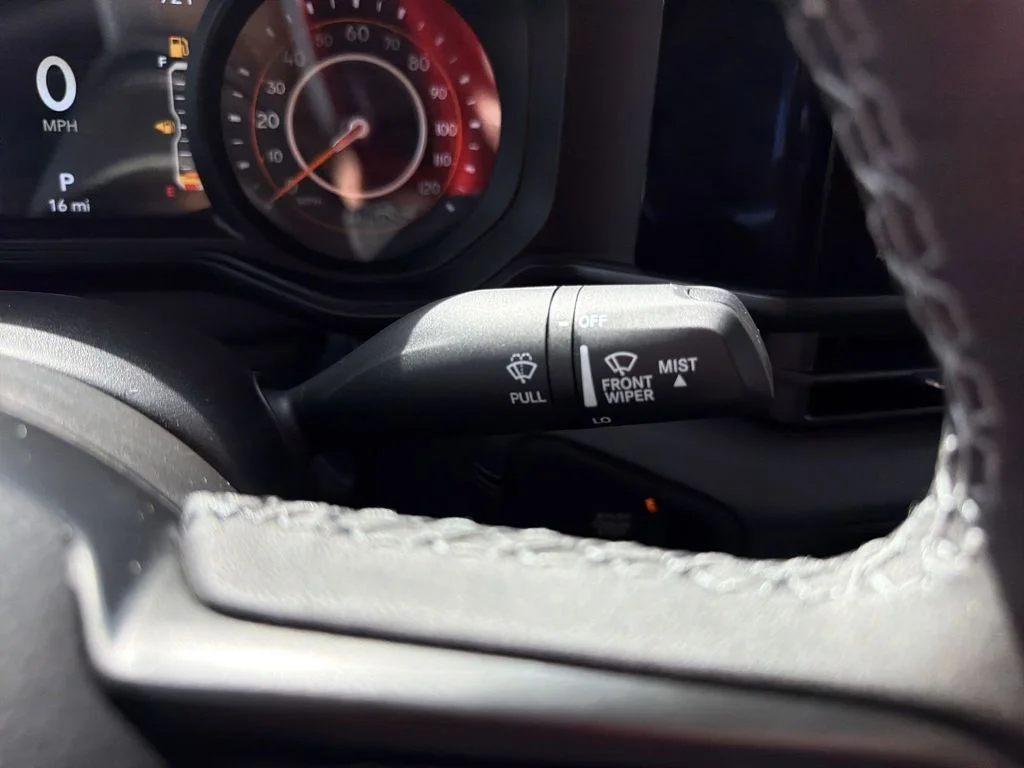 2026 Jeep Gladiator Sahara - Photo 26
