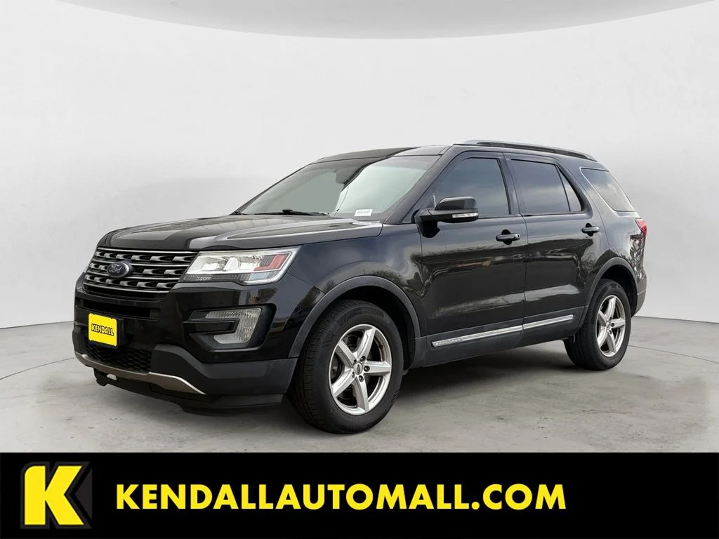 2016 Ford Explorer XLT 4WD's photo