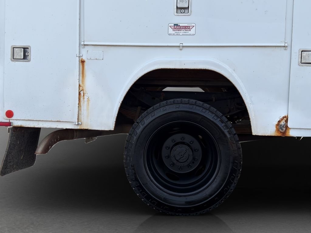 Used 2020 White Ford XL image 36