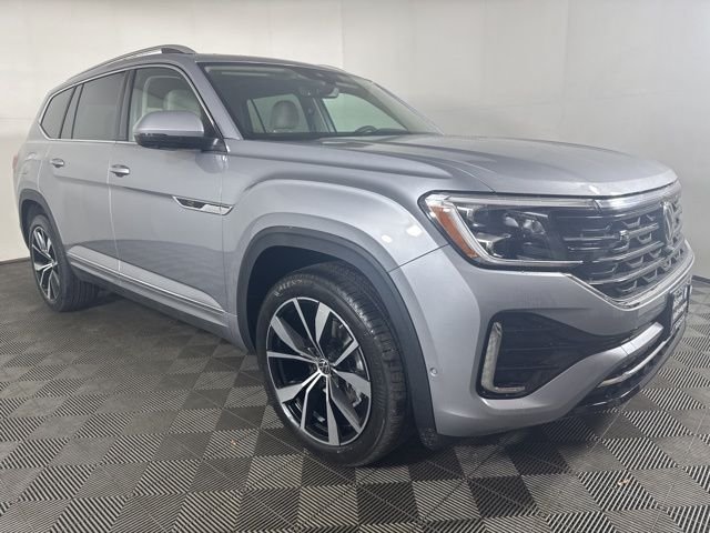 2026 Volkswagen Atlas 2.0T SEL Premium R-Line 4MOTION's photo