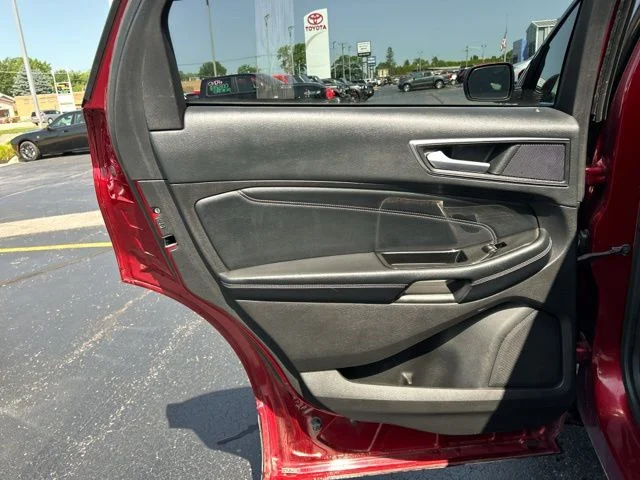 Used 2017 Red Ford Titanium image 22