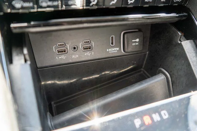 Used 2023 White Jeep 4xe image 33