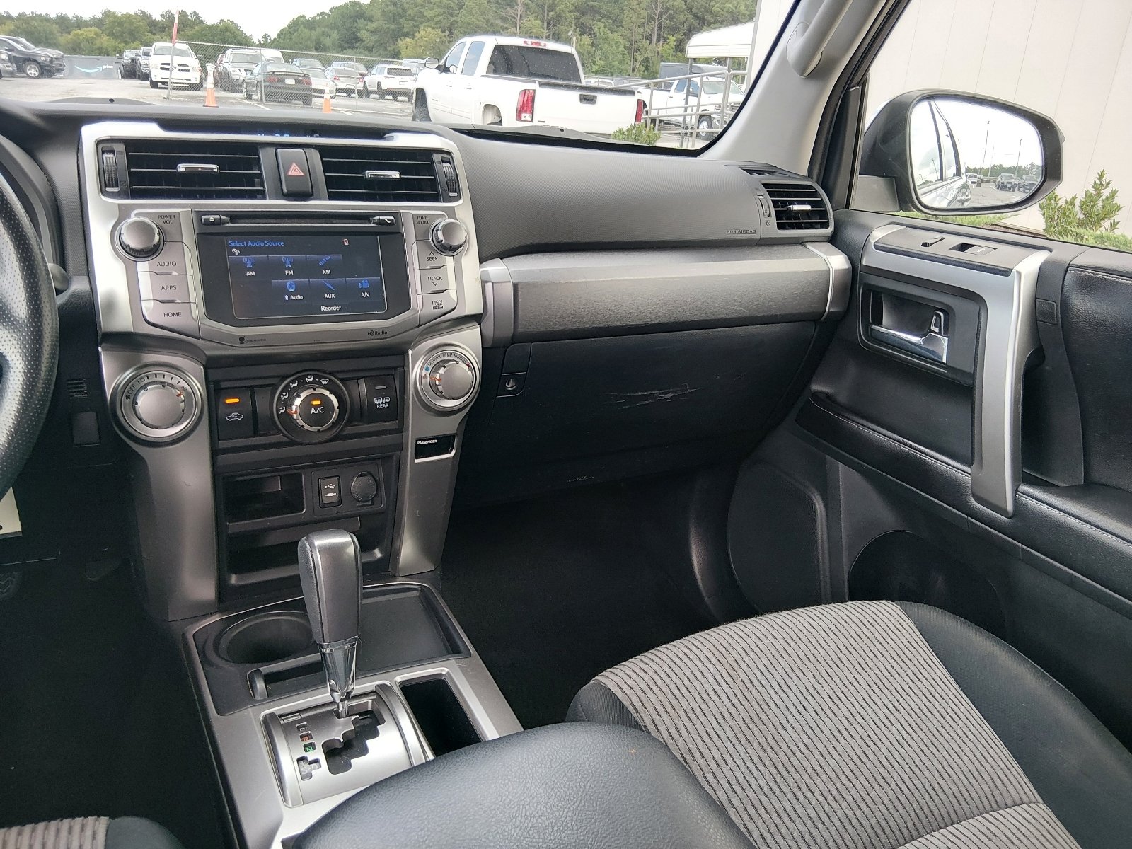 Used 2015 Magnetic Gray Metallic Toyota SR5 image 11