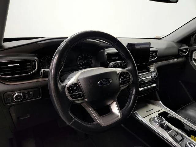 Used 2021 Black Ford Limited image 17