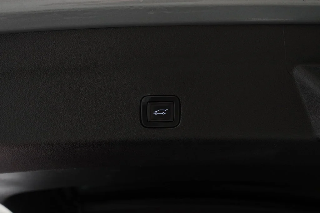 2023 Chevrolet Suburban High Country - Photo 29