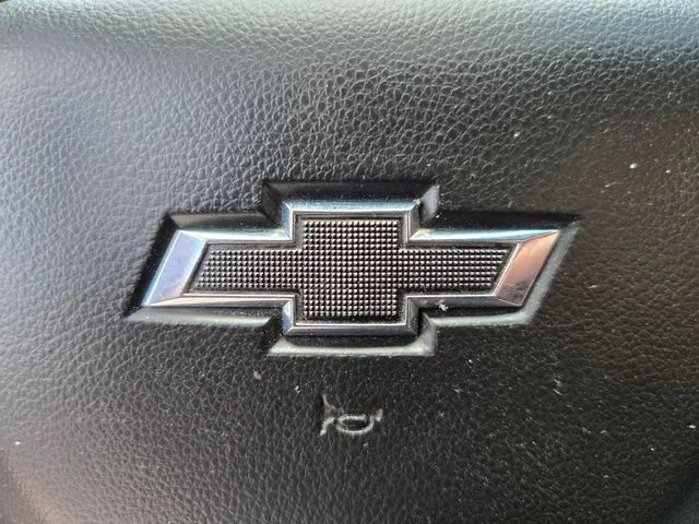 Used 2021 White Chevrolet RST image 32