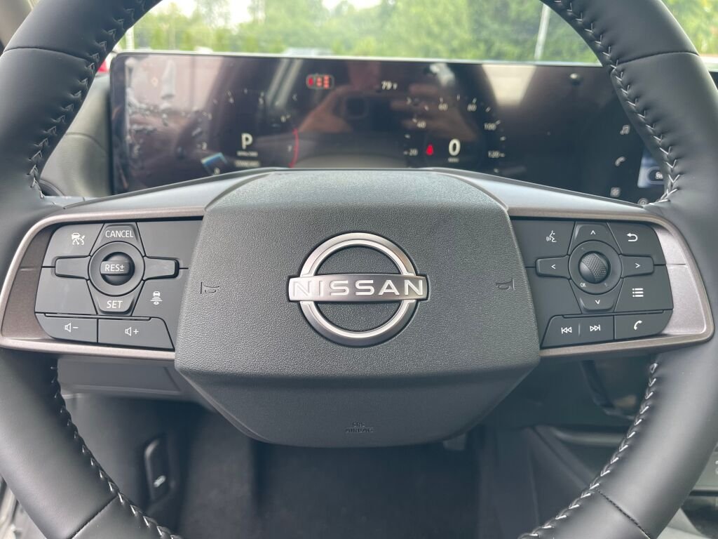 New 2027 Gun Metallic Nissan SV image 15