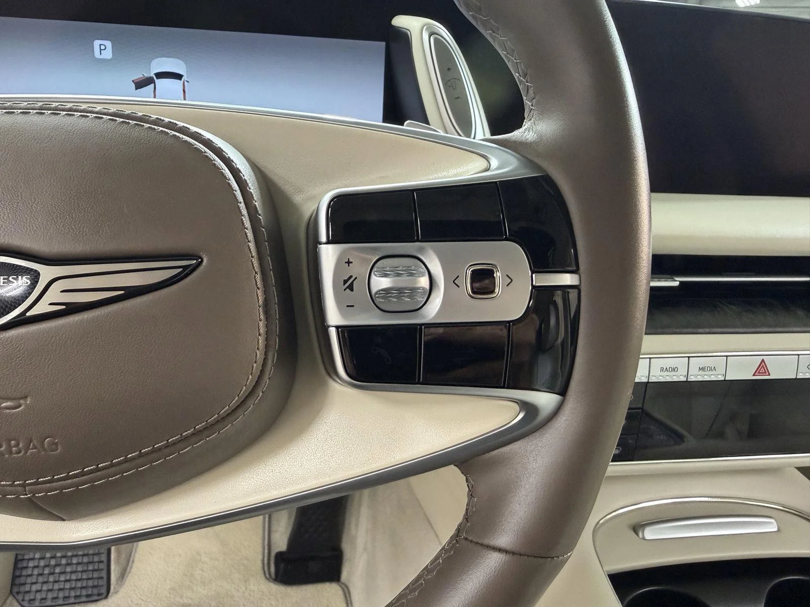 Used 2023 Gray Genesis 3.5T e-SC image 29