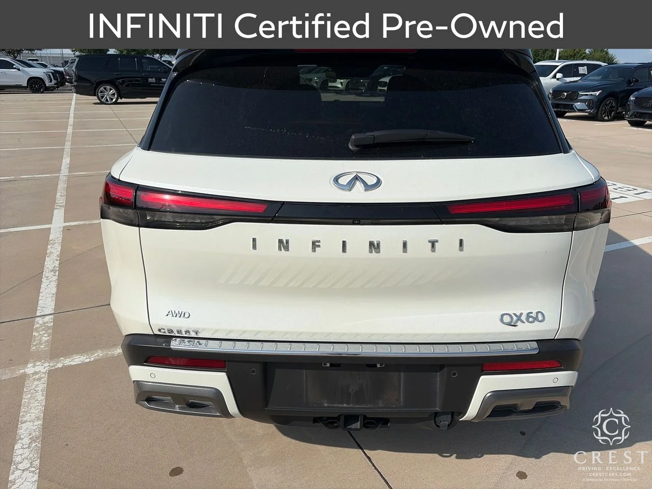 Certified Used 2025 Majestic White Black Obsid INFINITI AUTOGRAPH image 8