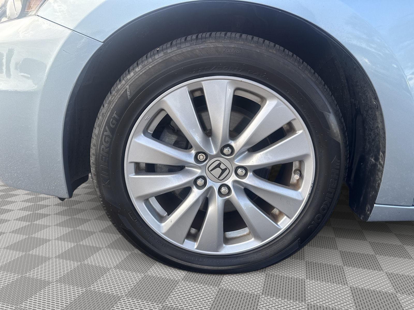 Used 2012 Celestial Blue Metallic Honda EX-L image 9