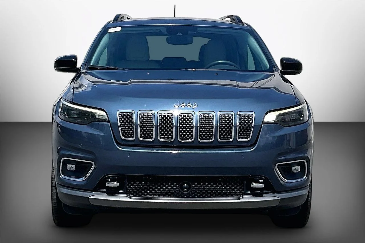 Certified Used 2022 Blue Jeep Limited image 3