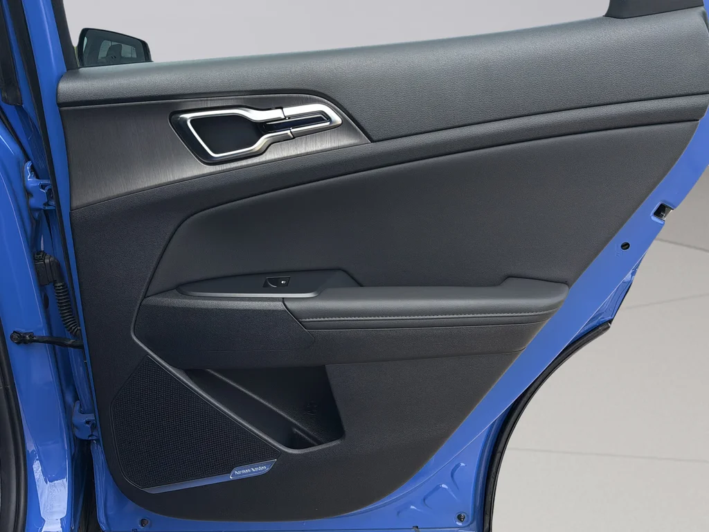 Used 2026 Nebular Blue/Black Roof Kia X-Pro Prestige image 30
