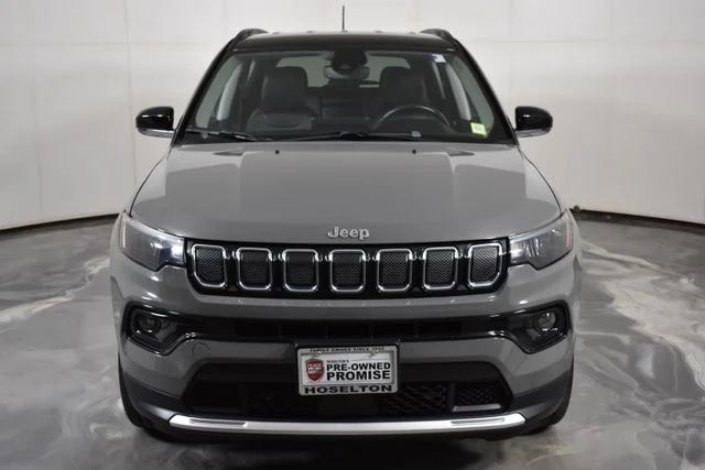 Used 2022 Gray Jeep Limited image 13