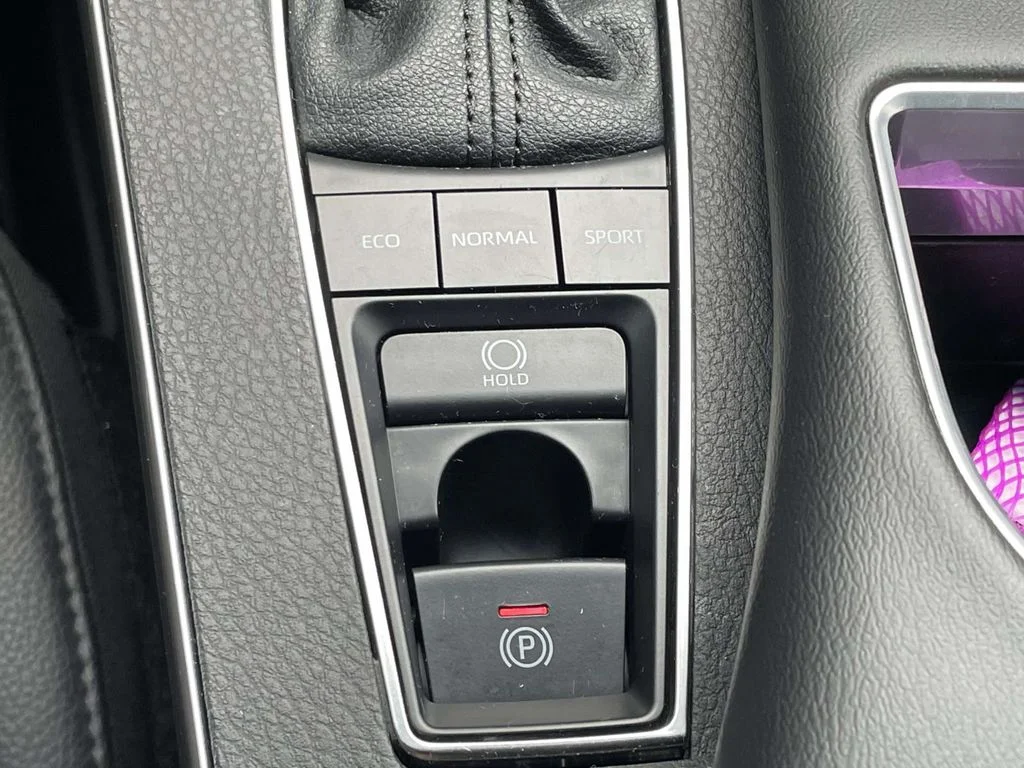 Used 2022 Red Toyota XLE image 29