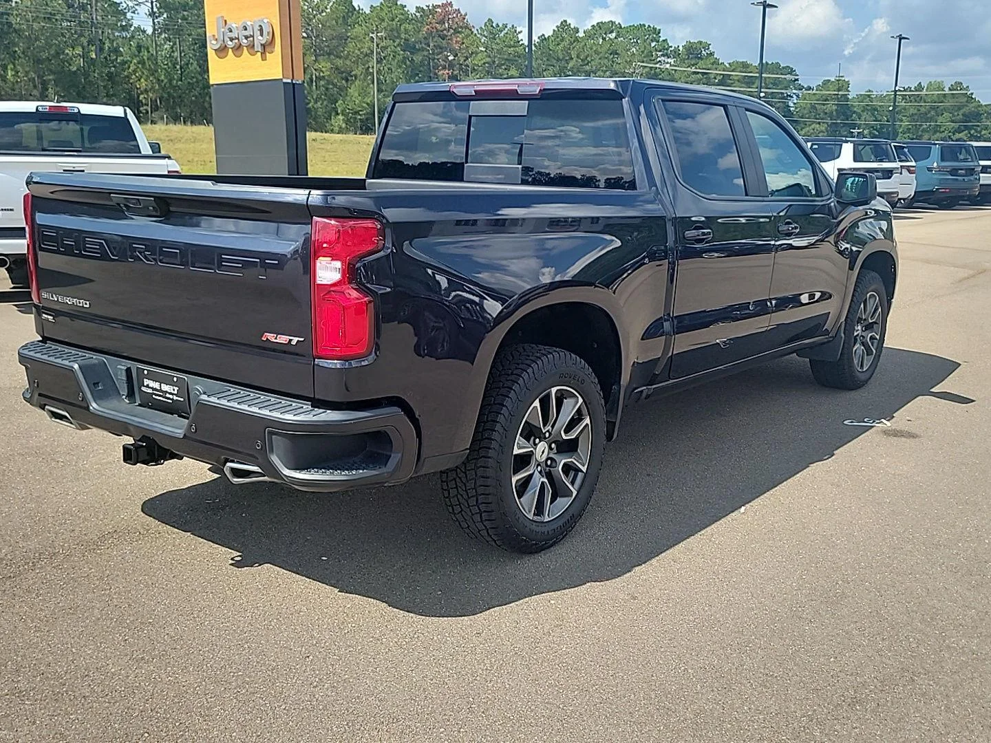 Used 2022 Dark Ash Metallic Chevrolet RST image 19