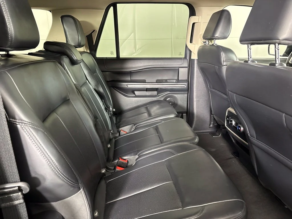 Used 2024 Gray Ford XLT image 17