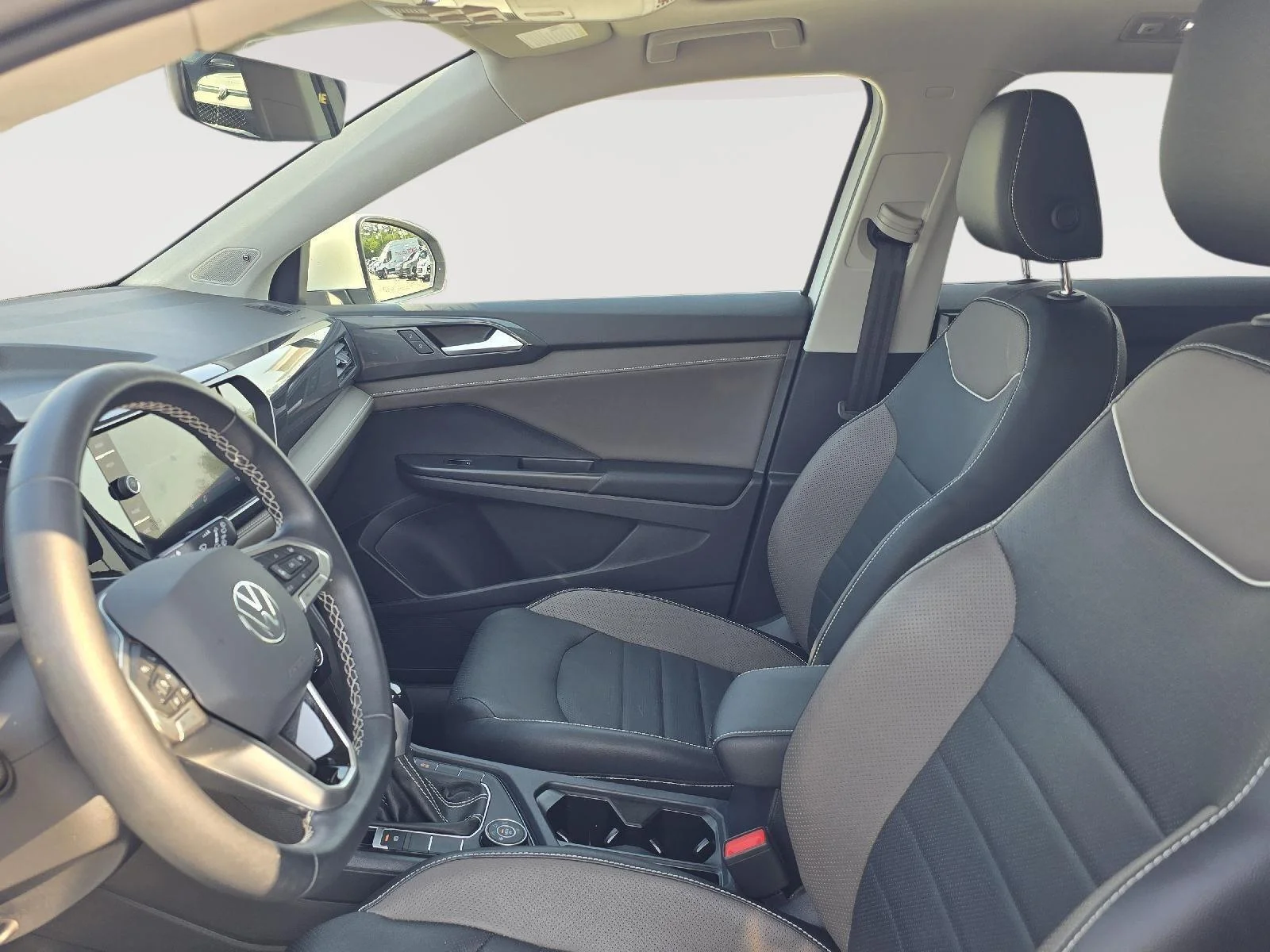 Certified Used 2023 WHITE Volkswagen SEL image 7