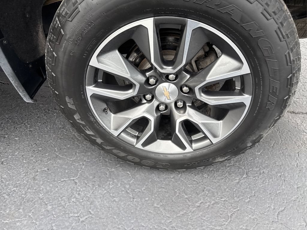 Used 2023 Dark Ash Metallic Chevrolet LT image 33