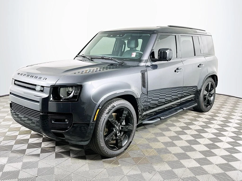 Certified Used 2025 Carpathian Gray Metallic Land Rover X-Dynamic SE image 1