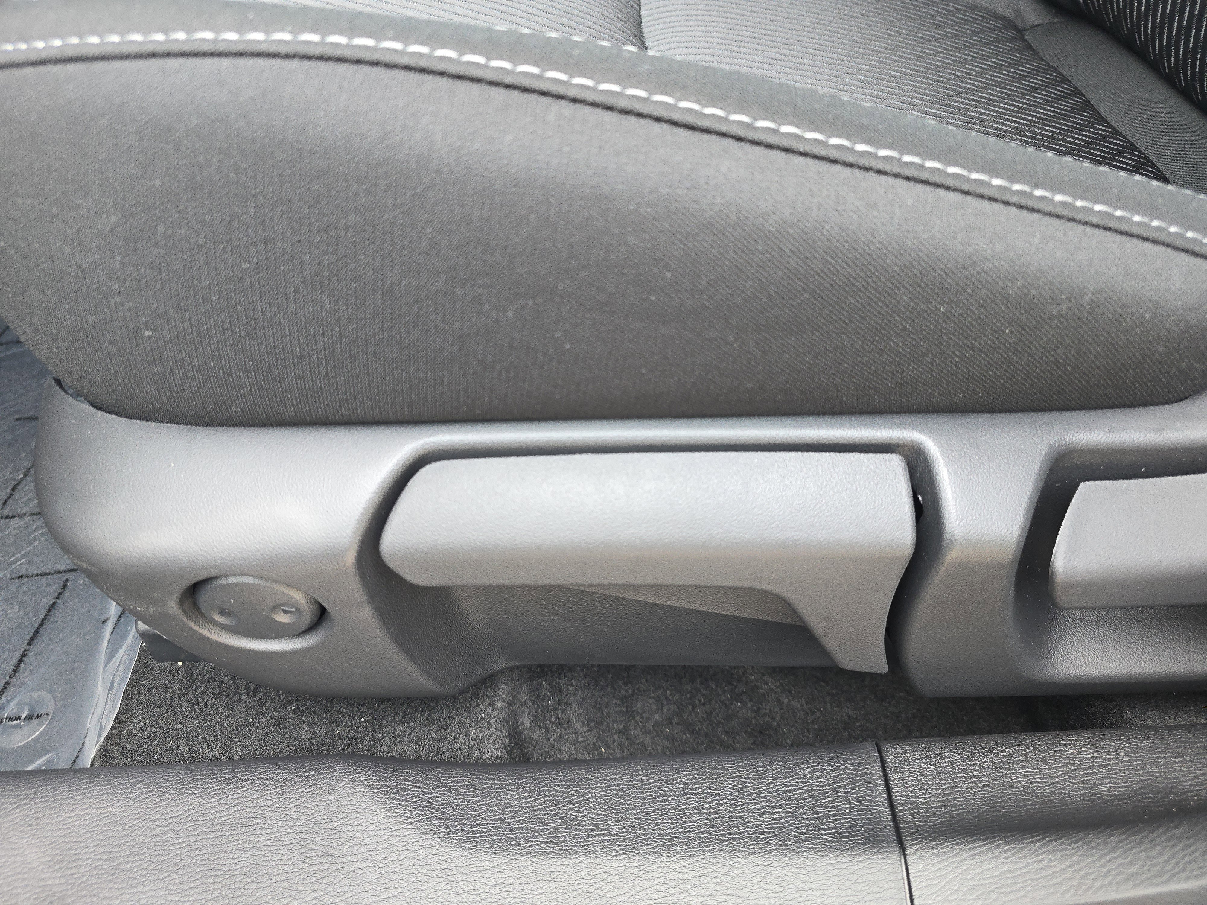 2025 Mitsubishi Outlander Plug-in Hybrid ES - Photo 8