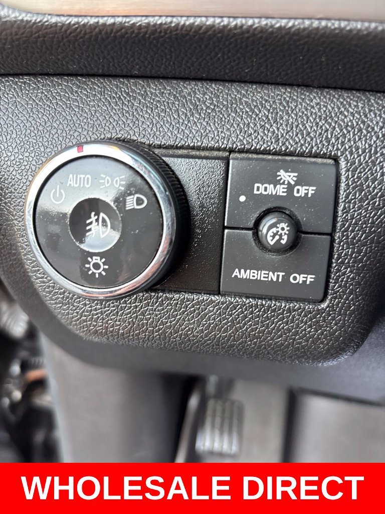 Used 2015 Carbon Black Metallic GMC Denali image 15