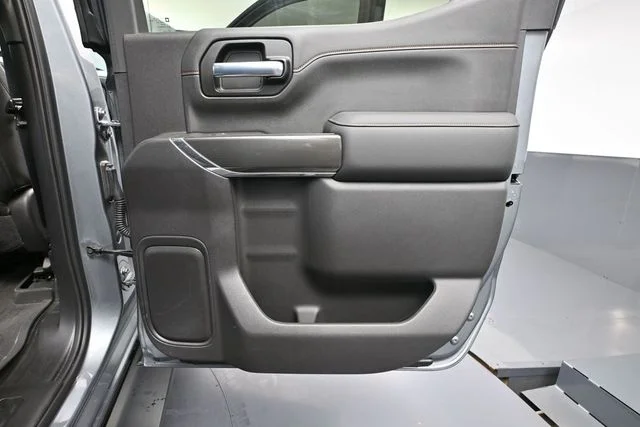 Used 2020 Gray GMC AT4 image 38