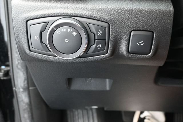 Used 2020 Black Ford XLT image 14