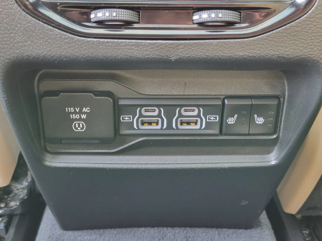 Used 2023 Black Jeep 4xe image 26