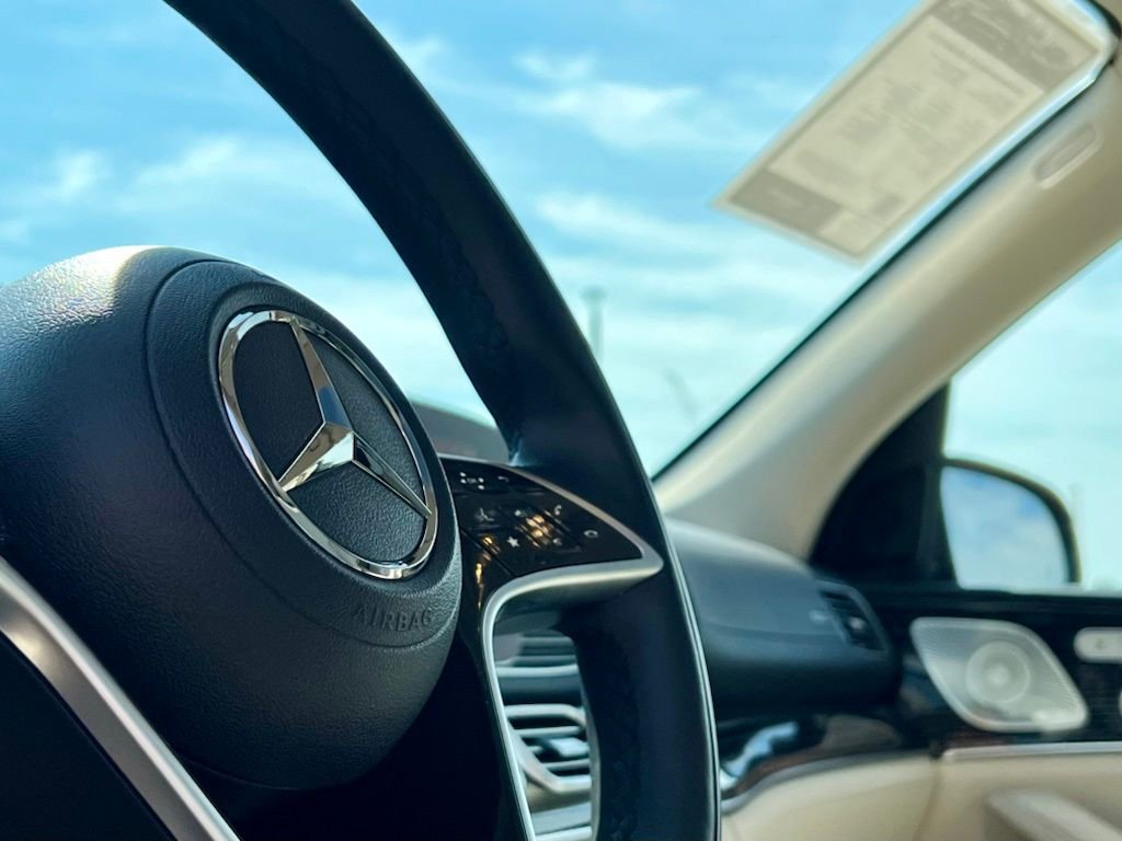 Certified Used 2024 Black Mercedes-Benz GLE 450 image 27