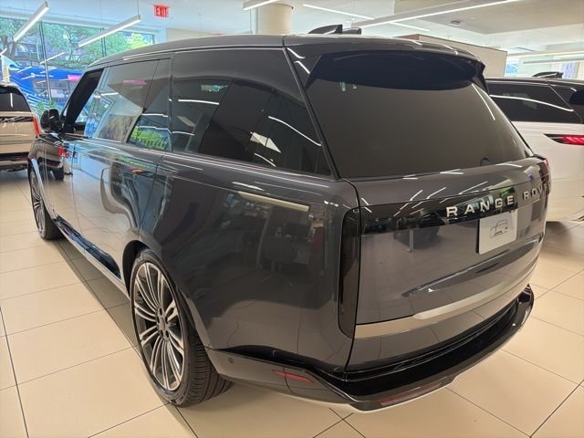 New 2026 Varesine Blue Land Rover SE image 2